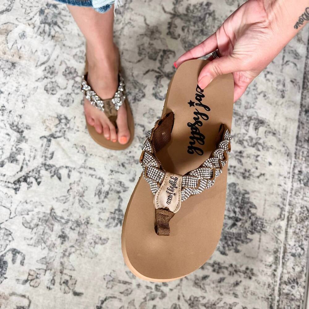 NEW GYPSY JAZZ women's glimmer flip flops in tan